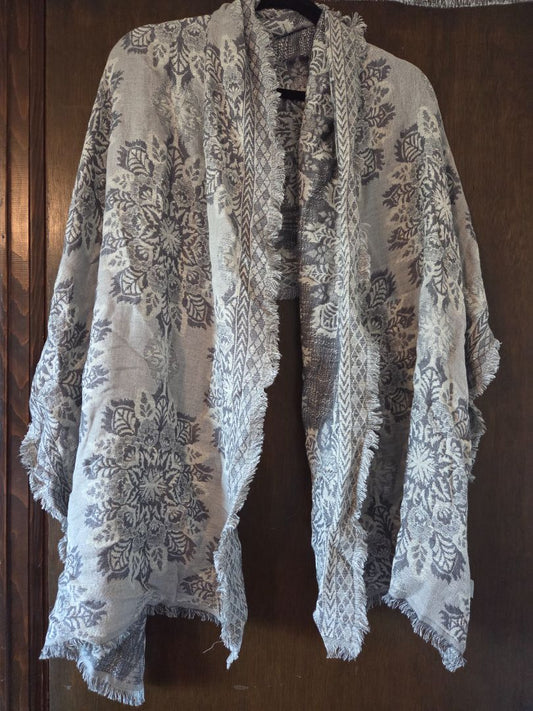 J Jill Wrap Scarf Grey and White Rayon Cotton