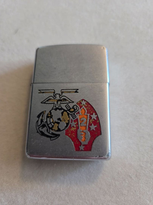 Vintage ca 1951 Marine Corps 2nd Division ZIPPO LIGHTER