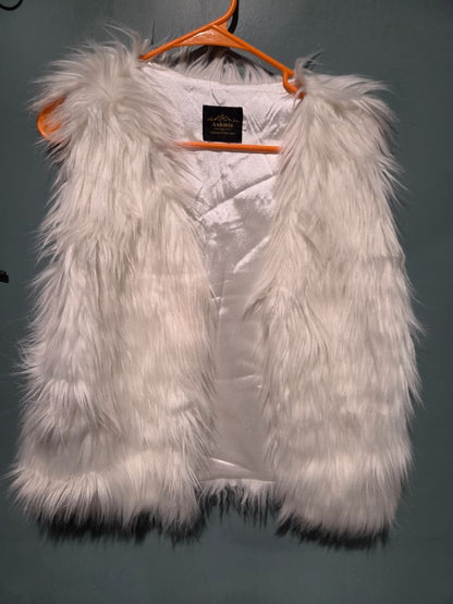 Aukmla Women's Faux Fur Vest White Small