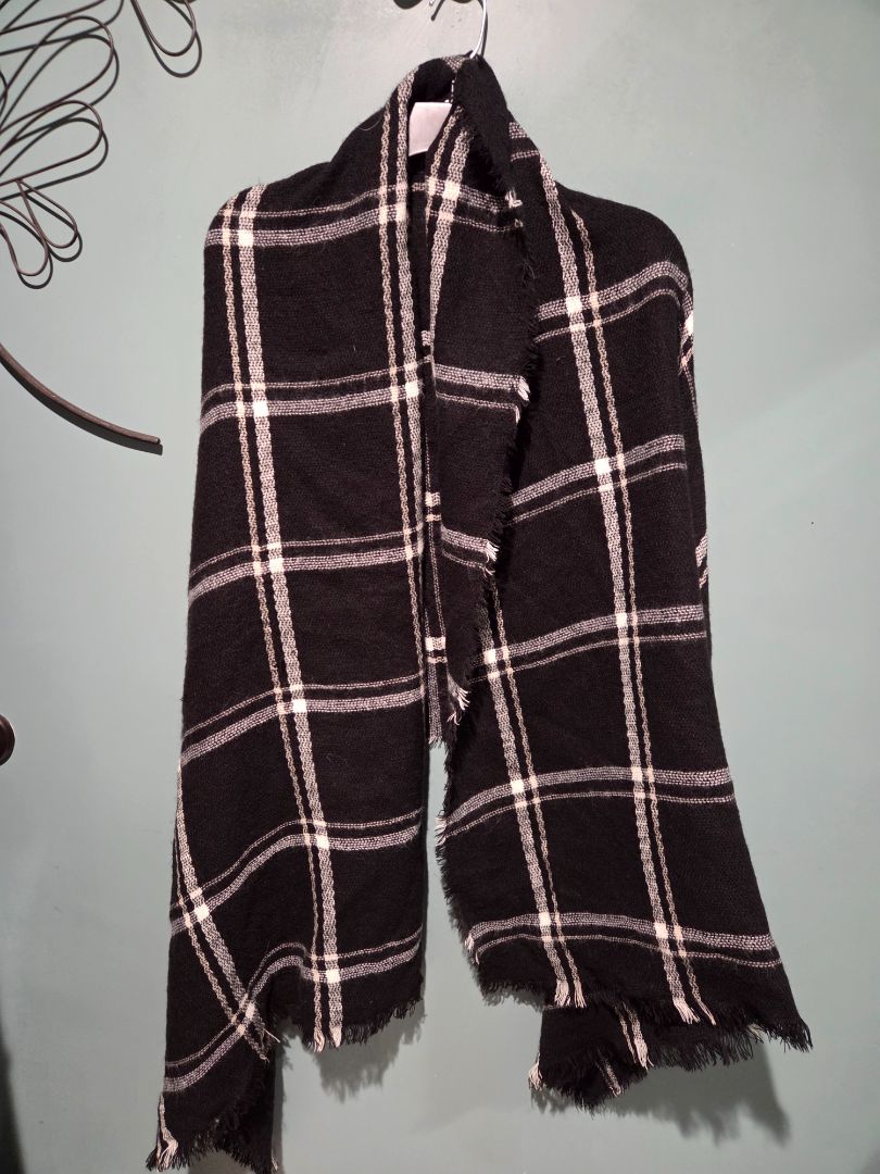 Black/White Scarf