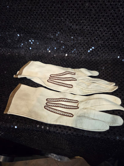 Vintage Leather Gloves with Embroidery