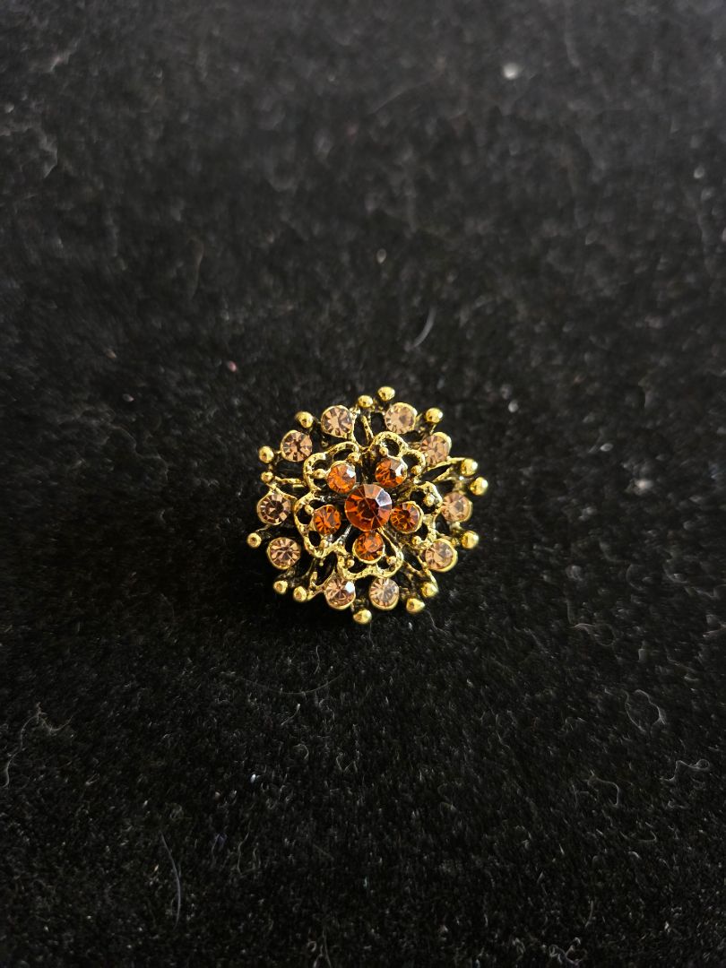 Vintage Amber Flower Brooch old style clasp