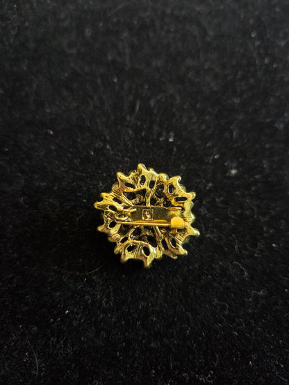 Vintage Amber Flower Brooch old style clasp