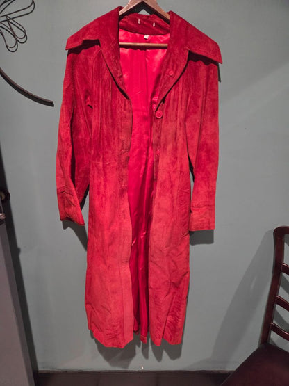 100% Suede Red Trenchcoat size 11