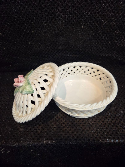 Vintage Berardos Handmade Basket dish with lid