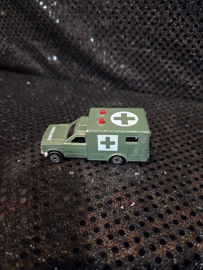 Vintage Majorette Sonic Flashers Military Ambulance Medic