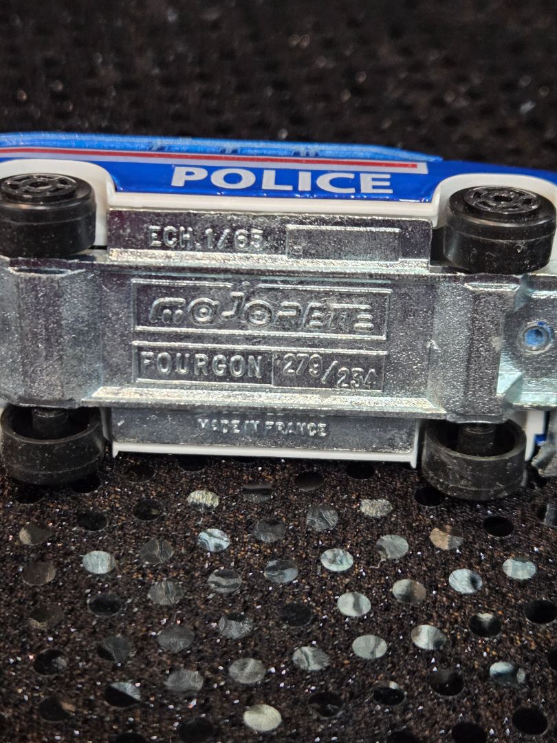 Majorette Ford E-350 Fourgon Police Van