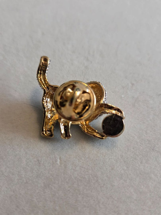 Vintage Kitty Cat Pin silver Tone Green Eyes Rhinestone Pearl Ball Yarn