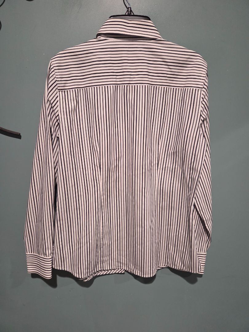 FoxCroft Non Iron Fitted size 2 100% cotton Striped shirt