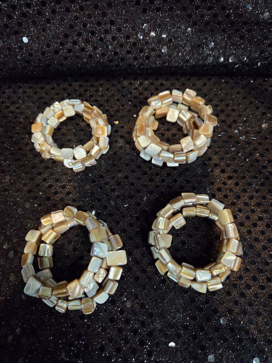 Crate and Barrel Napkin Rings set of 4