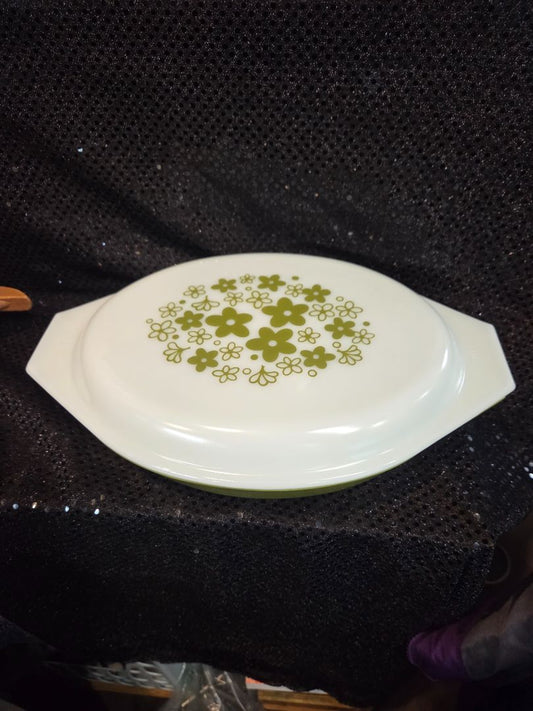 Vintage 1950's Pyrex Crazy Daisy Casserole Dish and Lid