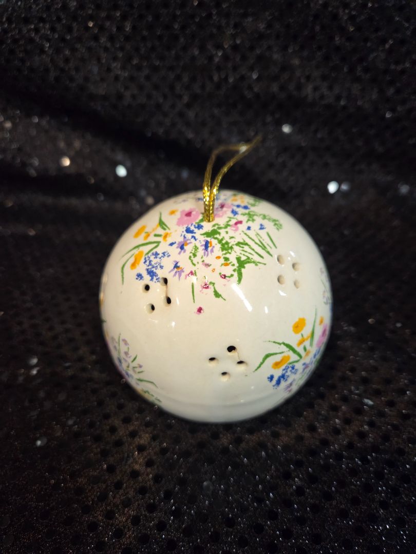 Vintage Round Ceramic Floral Pomander