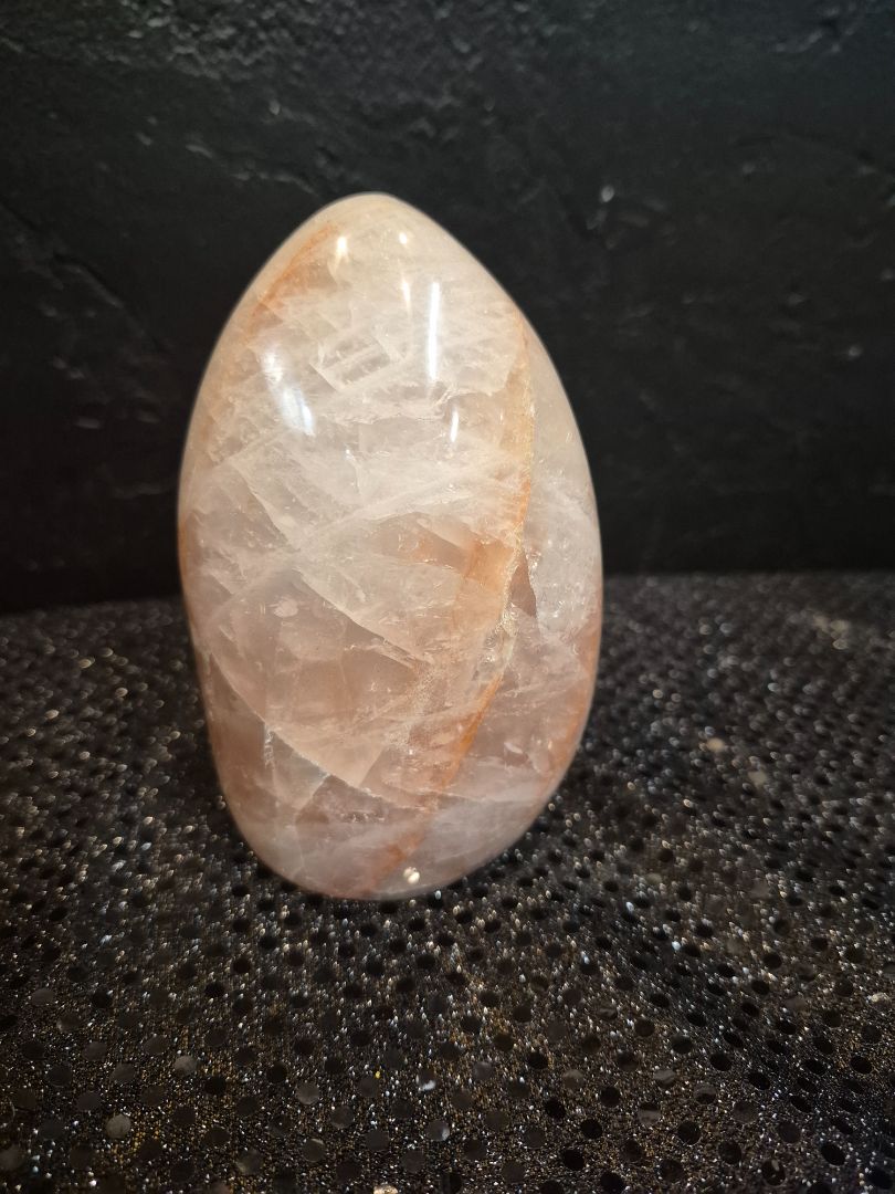 Strawberry Quartz, 3.5" × 5"