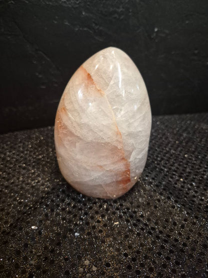 Strawberry Quartz, 3.5" × 5"