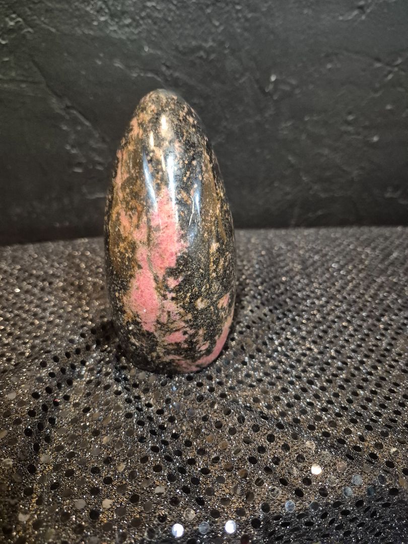 Rhondonite, 3.5" × 5"