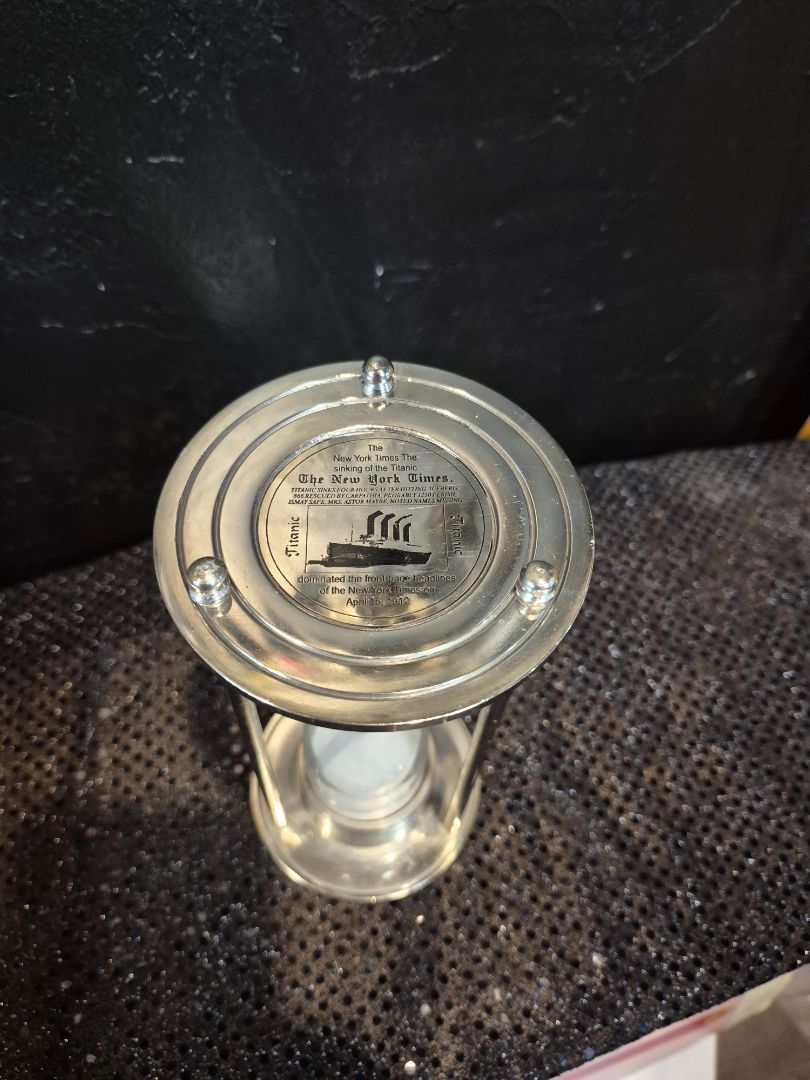 Silver  Titanic Hourglass, 4" × 8"