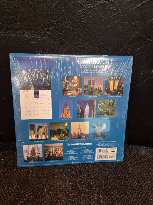 2002 New York City Souvenir Calendar, 12" × 12"