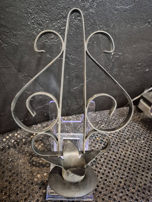 Black Vintage Wrought Iron Wall Scone Candle Holder, 6.5" × 9"