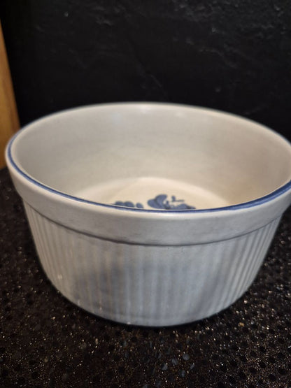 Vintage Pfaltzgraff Yorktown 406 Stoneware Souffle Dish, 7" × 3"
