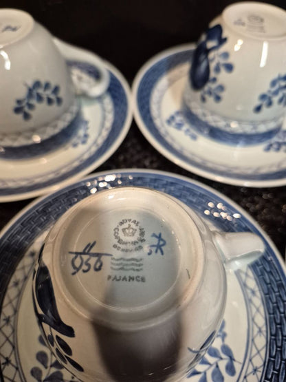 Royal Copenhagen Tranquebar Blue Porcelin Set of 8 Cups and Saucers