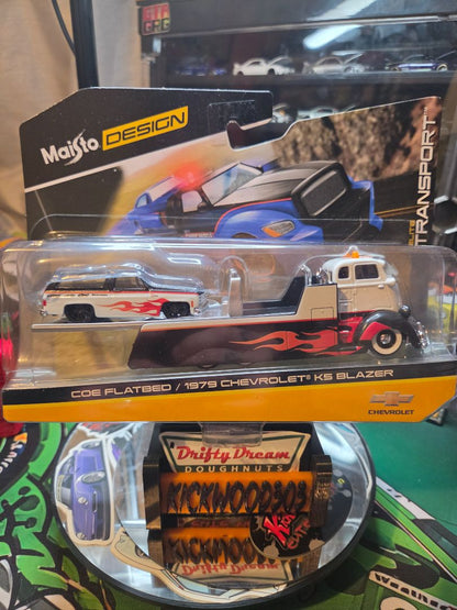 Maisto design 79 Chevy K5 Blazer & COE Hauler