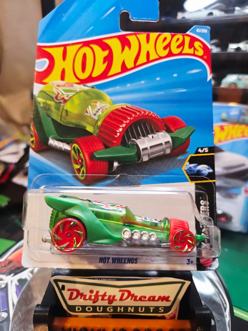 Hot Wheels THUNT Hot Wheeengs
