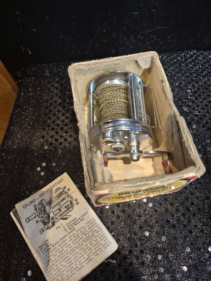South Bend No. 400 Level Winding Anti-Back-Lash Fishing Reel