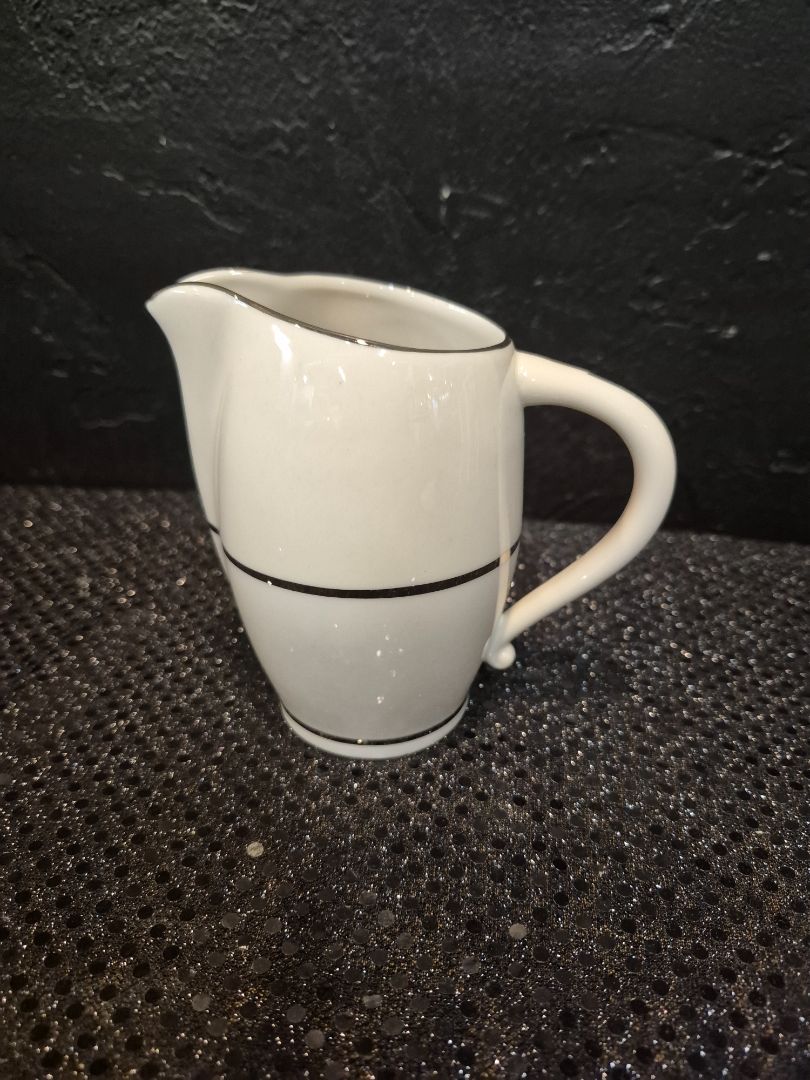DSC Fine China Set, 8 Place Settings, +Sugar Bowl w/Lid, Creamer, Gravy Boat, and Serving Tray, 44 pieces