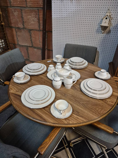 DSC Fine China Set, 8 Place Settings, +Sugar Bowl w/Lid, Creamer, Gravy Boat, and Serving Tray, 44 pieces