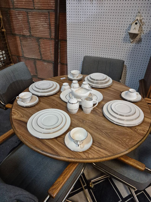 DSC Fine China Set, 8 Place Settings, +Sugar Bowl w/Lid, Creamer, Gravy Boat, and Serving Tray, 44 pieces