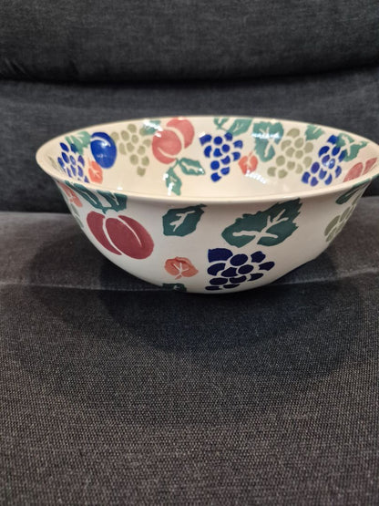 White w/Fruit Pattern Royal Winton "Bordeaux" Hand Decorated Spongeware England, 10"