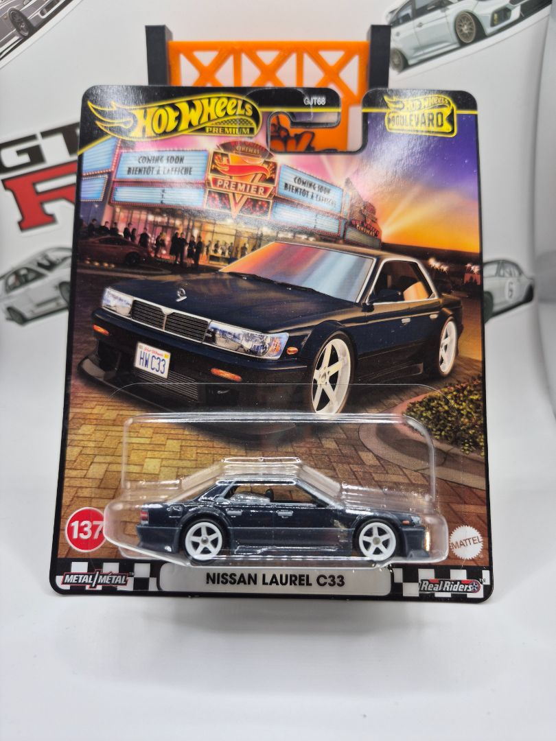 Hot Wheels 1989-93 NISSAN LAUREL C33  Boulevard #137