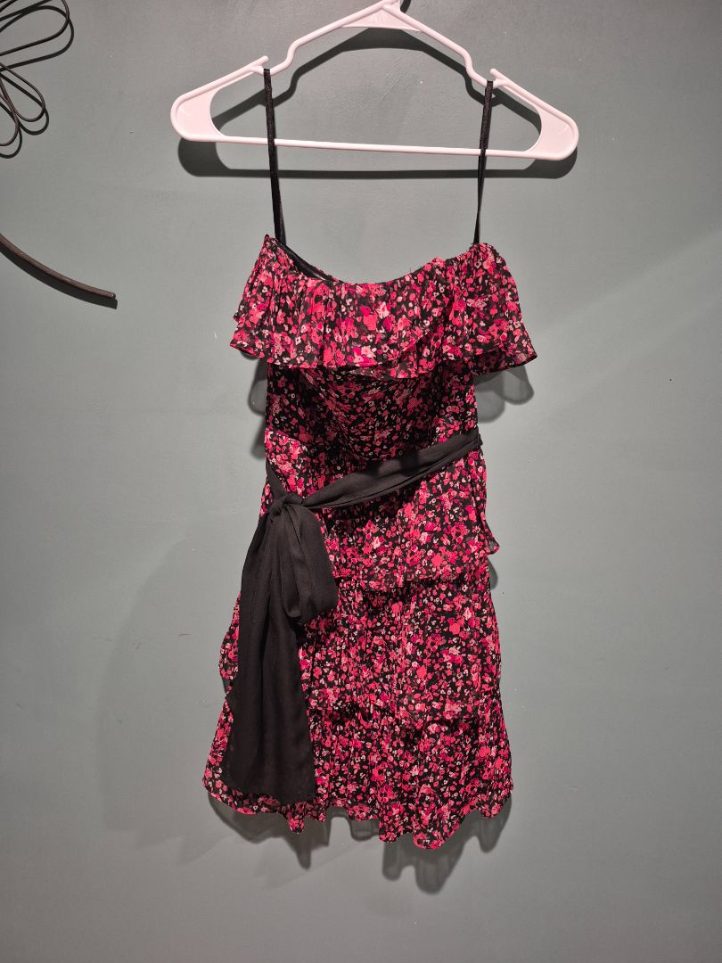 Pink & Black Floral White House Black Market Strapless Dress, 00