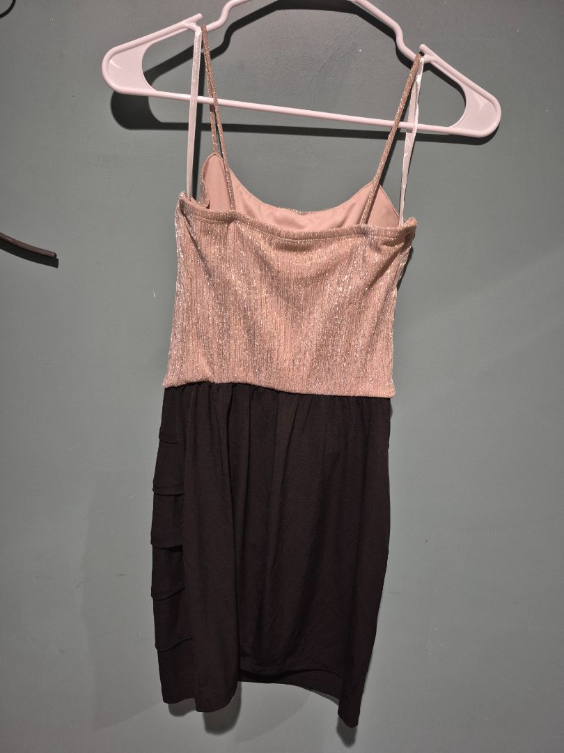 Gold & Black Sweet Storm Sleeveless Mini Dress, M
