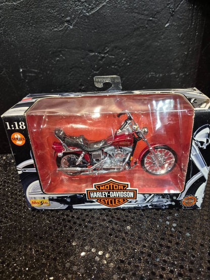Red  Vintage 1998 H-D FXDWG Dyna Wide Glide Mo, 1:18 Scale