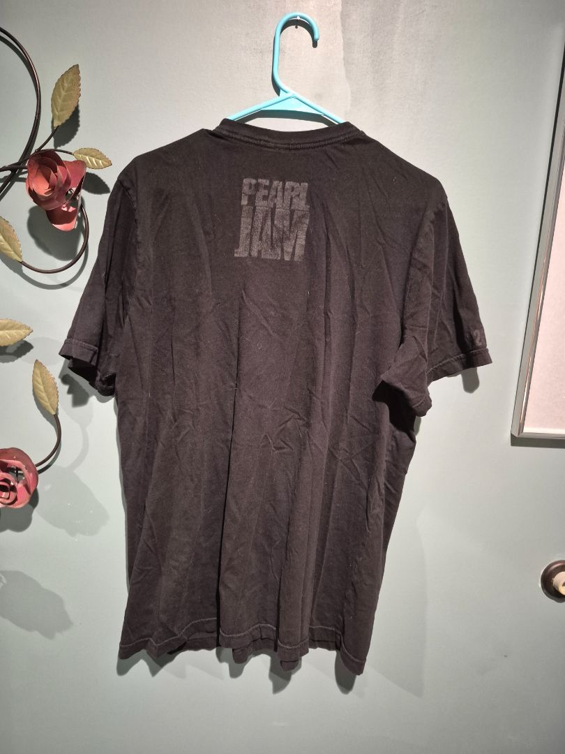 Black Canvas "Pearl Jam" T-Shirt, XL