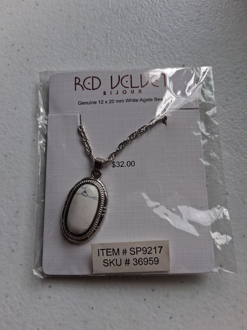 White Red velvet White agate