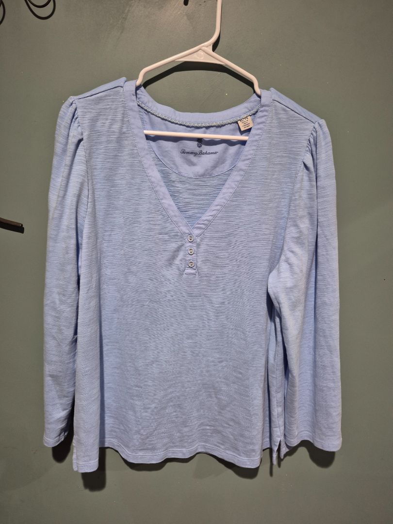Tommy Bahama Women's Light Sky Top XL