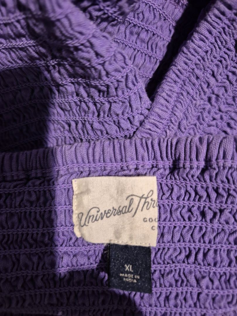 Universal Thread Purple (sz XL) Smock Open Back