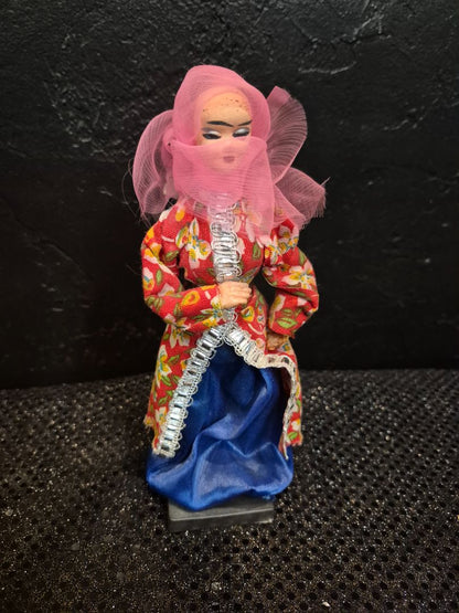 Vintage Souvenir Doll, 8"
