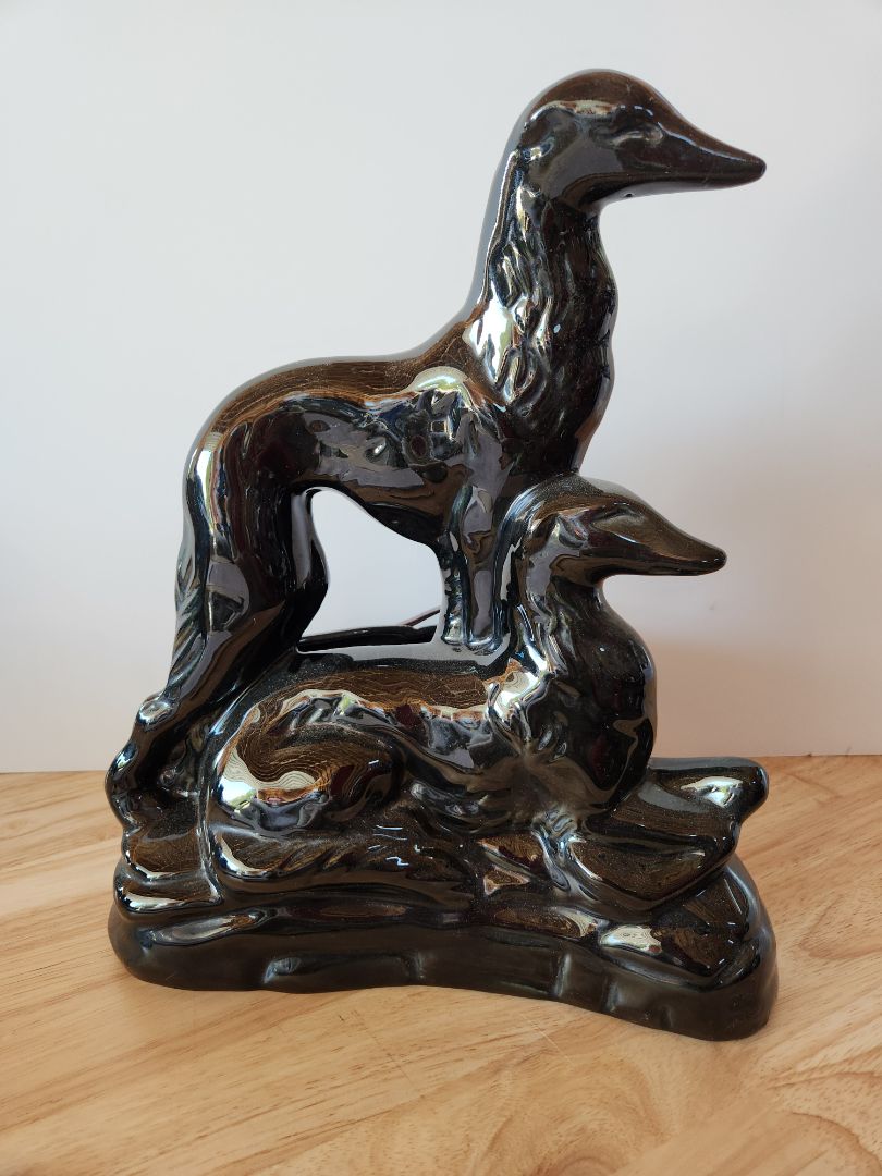 TV light Dogs Howard Kron