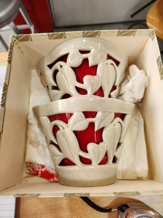 Red /cream wall sconce plant theme- 2