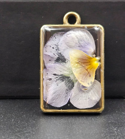 Flower Resin Necklace