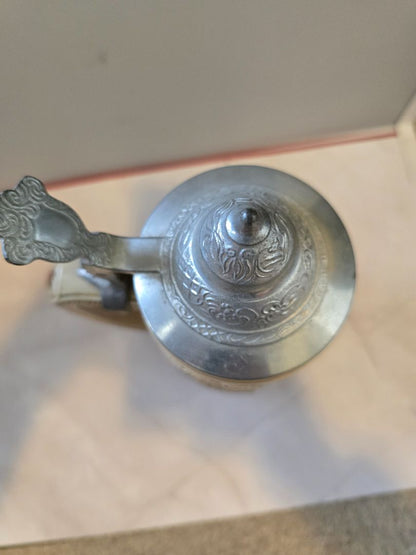 Budweiser Budweiser King of Beers "H" Series Early Transportation Lidded Stein #14071, 9.5 x 5 x 5