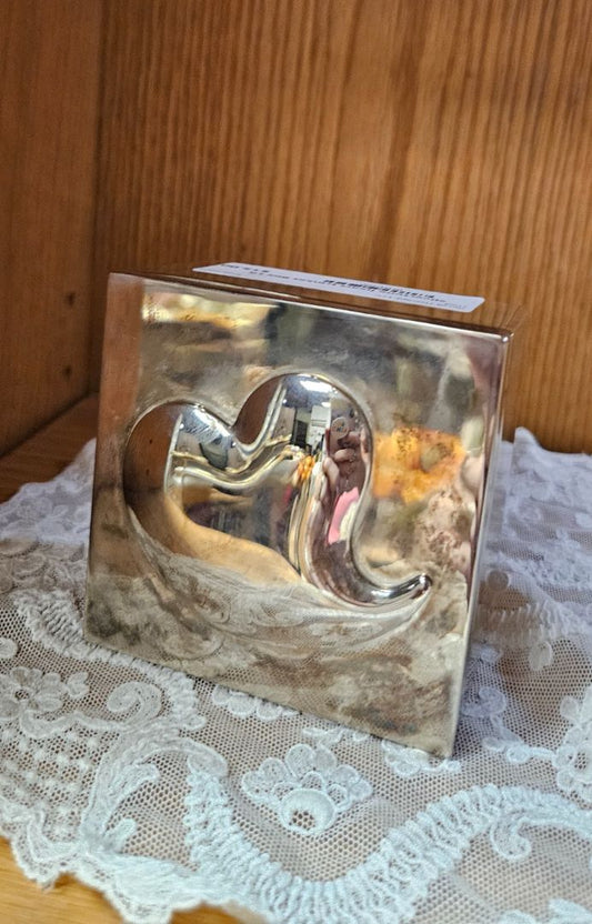 Silvertone heart trinket Box LR