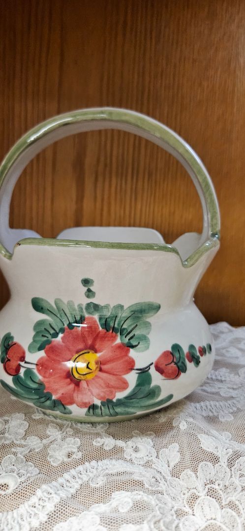 Ceramic Italian Basket Green edge LR