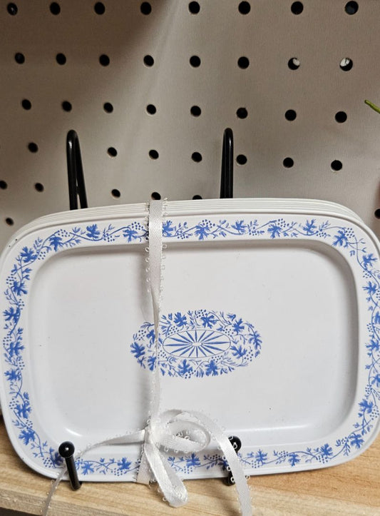 Metal Trays White with blue trim 6