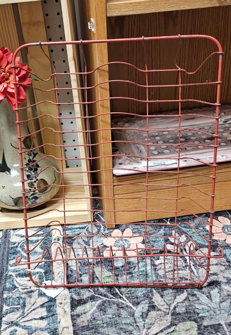 Red dish drain rack B