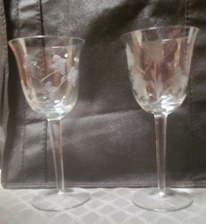 Clear Unk Vintage Etched Glass Decanter Set