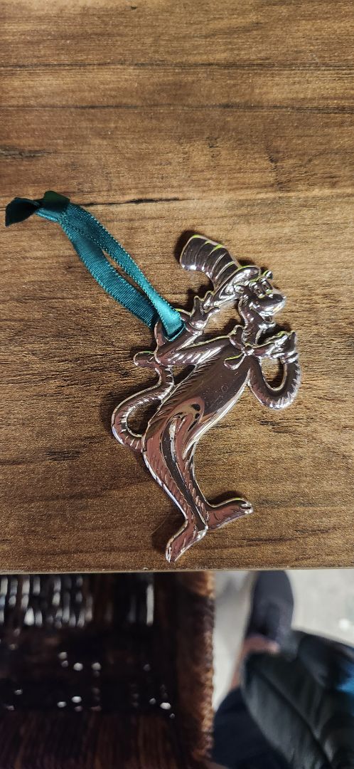 silver  Cat in the hat silver ornament
